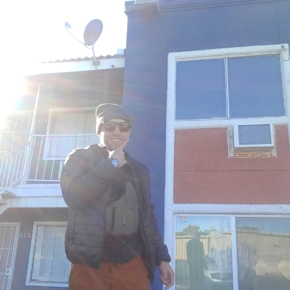 Meet your Posher, Jason - Picture 1 of 1